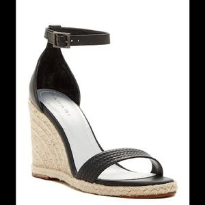 BRAND NEW Tahari Wynna Espadrille Sandal